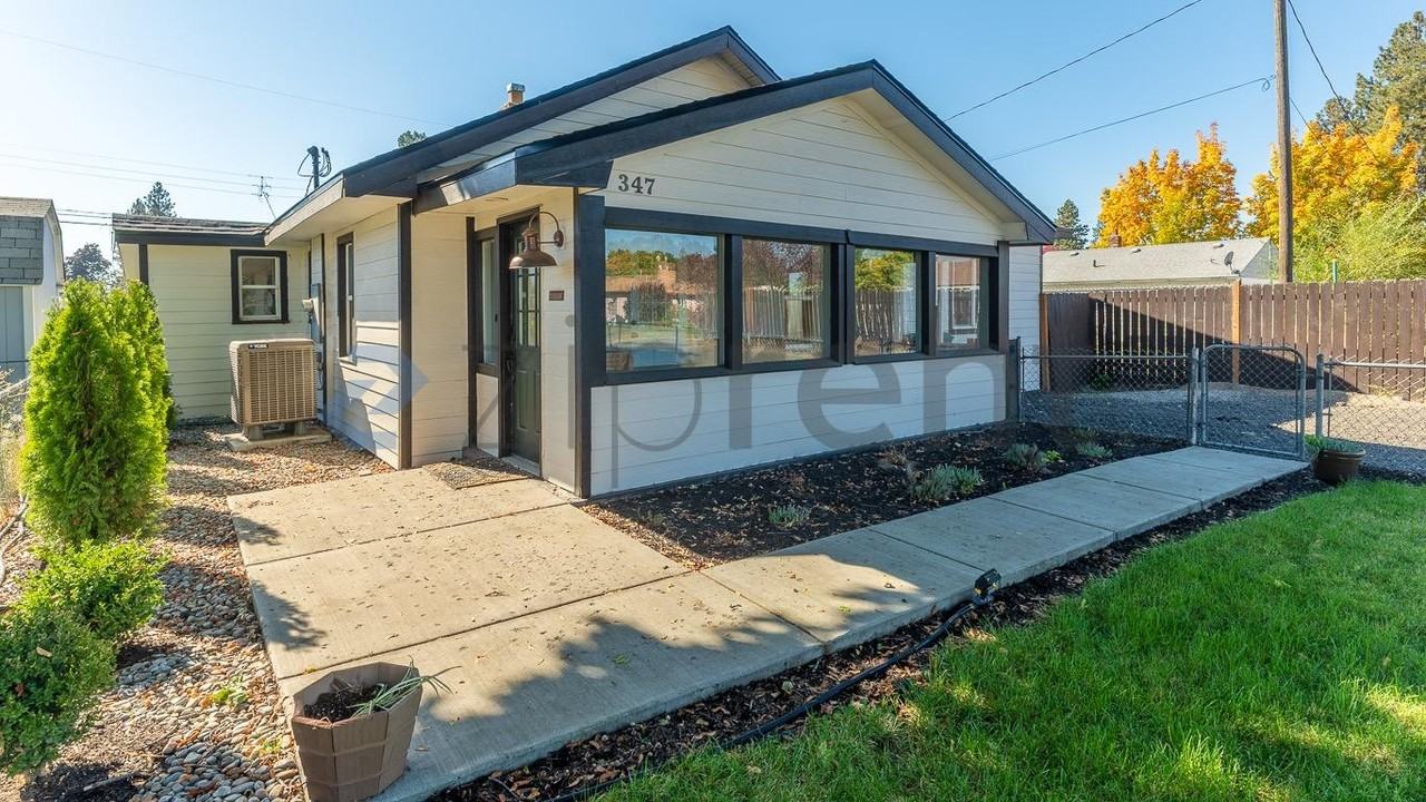347 W Central Ave - Photo 4 of 33