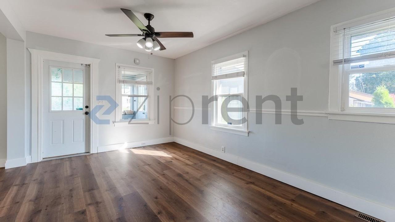347 W Central Ave - Photo 7 of 33