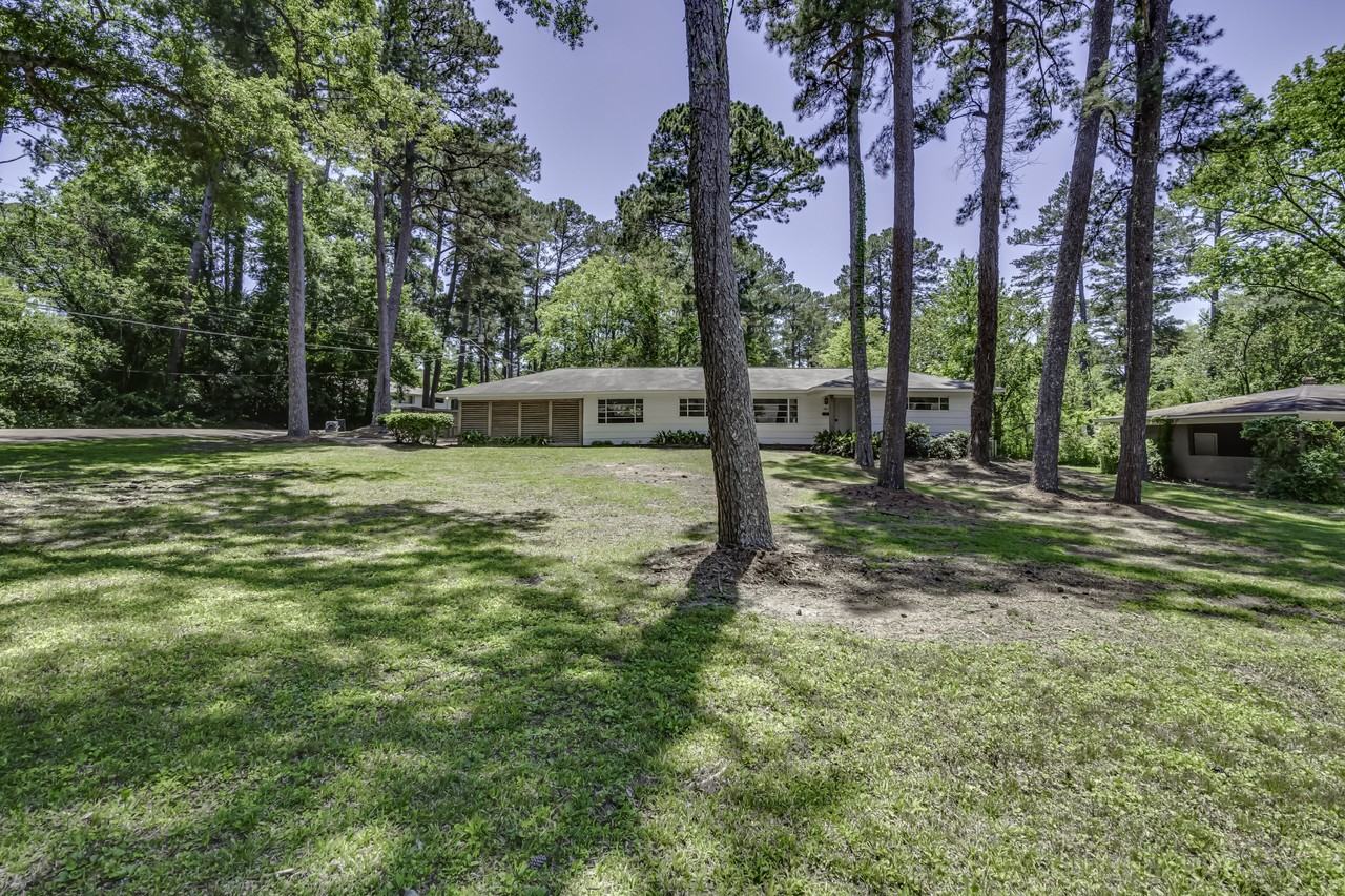 2051 Meadowbrook Rd - Photo 4 of 50