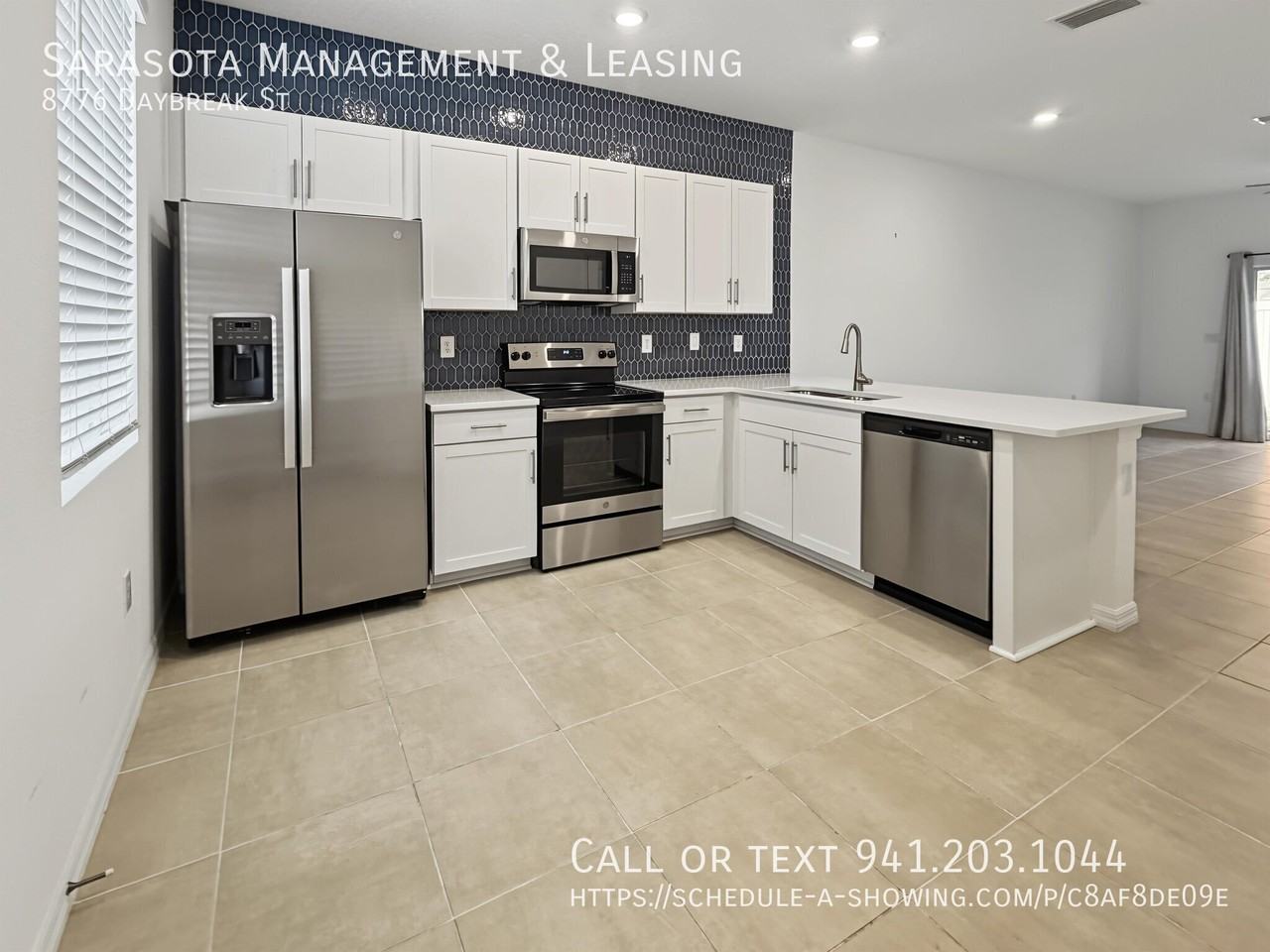 8776 Daybreak St - Photo 2 of 24