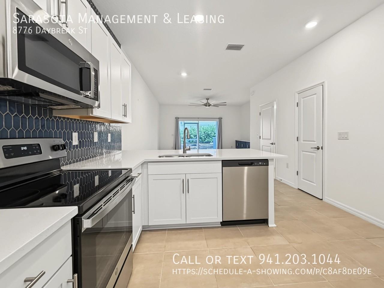 8776 Daybreak St - Photo 3 of 24