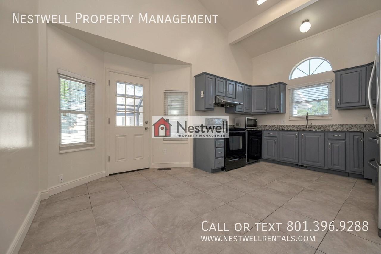 1118 E 10760 S - Photo 3 of 29