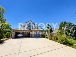 featured image of 5158 Silver Feather Cir