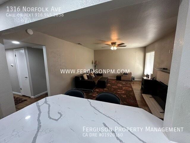 1316 Norfolk Ave - Photo 5 of 17