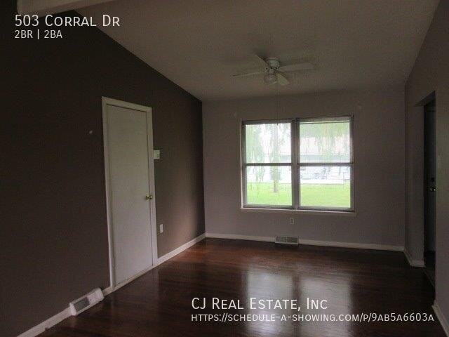 503 Corral Dr - Photo 3 of 7