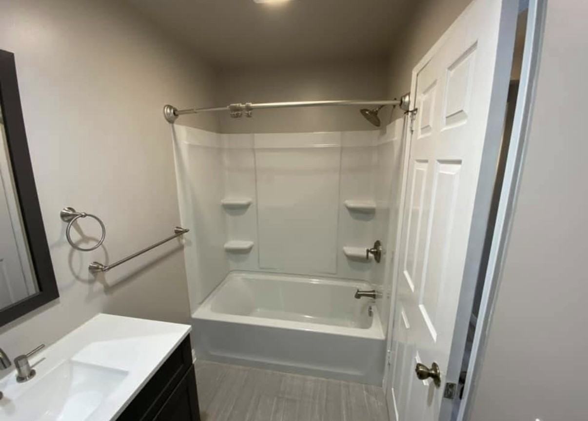 836 Valley Rd #NA - Photo 4 of 9