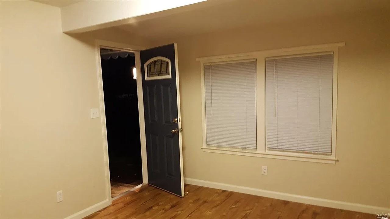 746 Dexter St #A - Photo 7 of 23