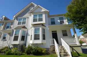 featured image of 600 Albion Pl #600