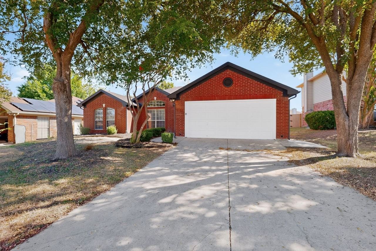 1714 Crestmeadow Ln - Photo 6 of 45