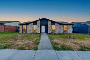 4913 Walker Dr - Photo 1 of 1