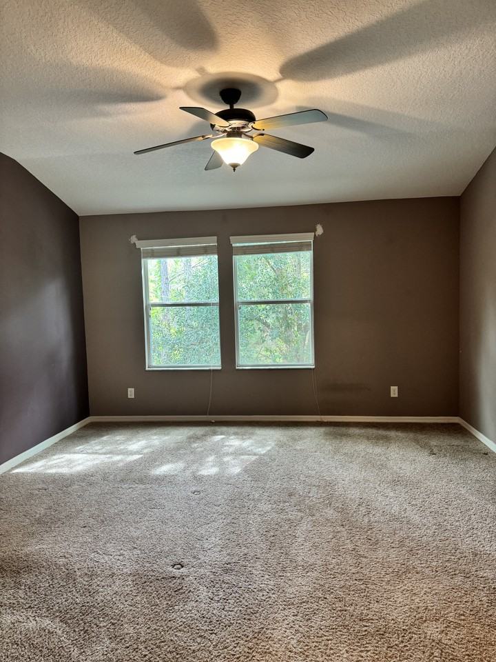 12594 Streamdale Dr - Photo 5 of 18