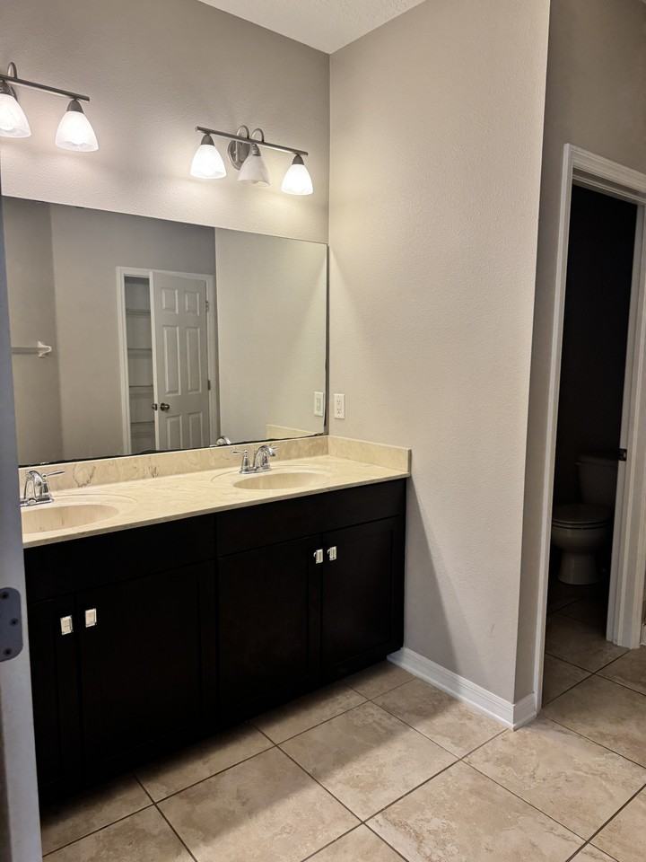 12594 Streamdale Dr - Photo 6 of 18