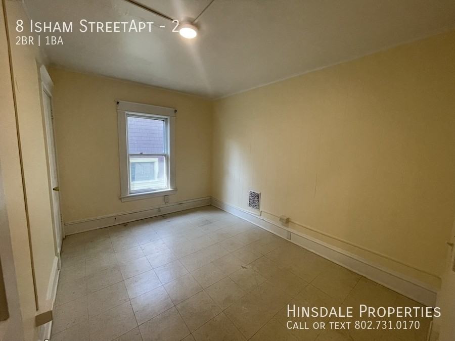 8 Isham St #2 - Photo 4 of 9