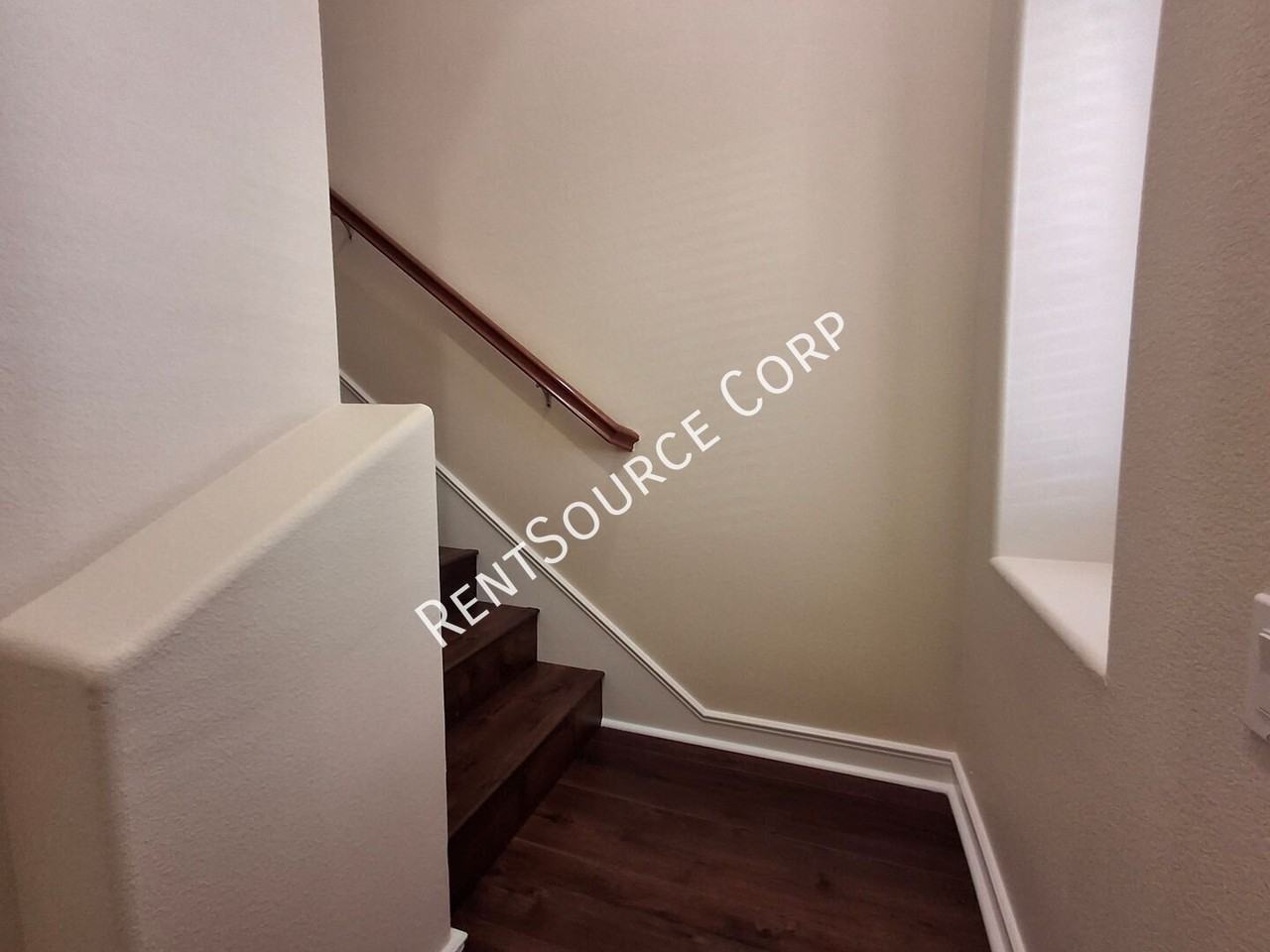 28465 Herrera St - Photo 2 of 36