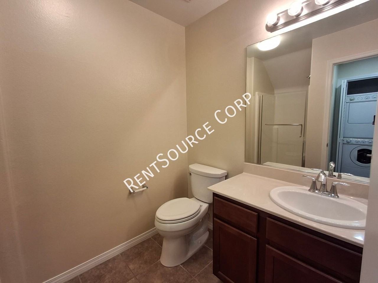 28465 Herrera St - Photo 7 of 36