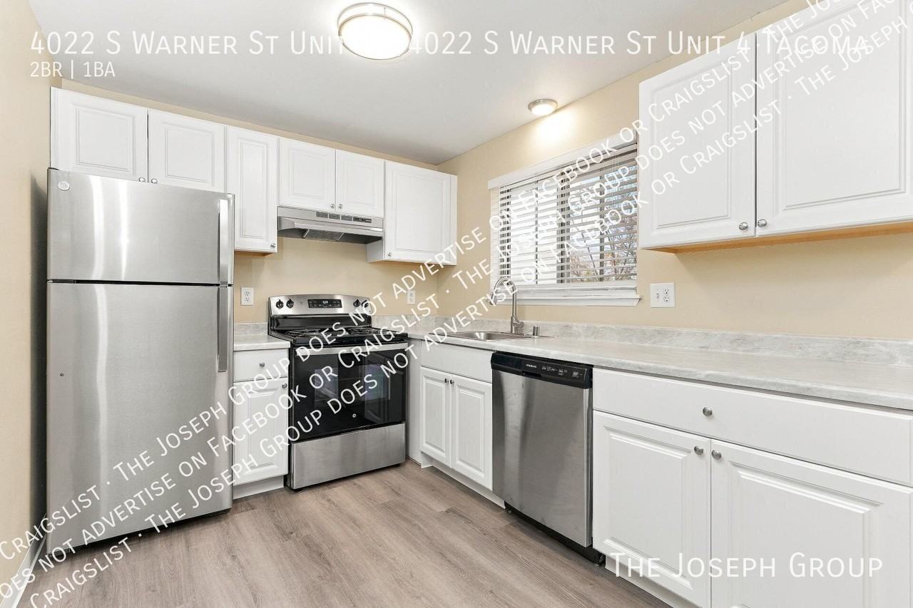4022 S Warner St Apt 4 - Photo 6 of 17
