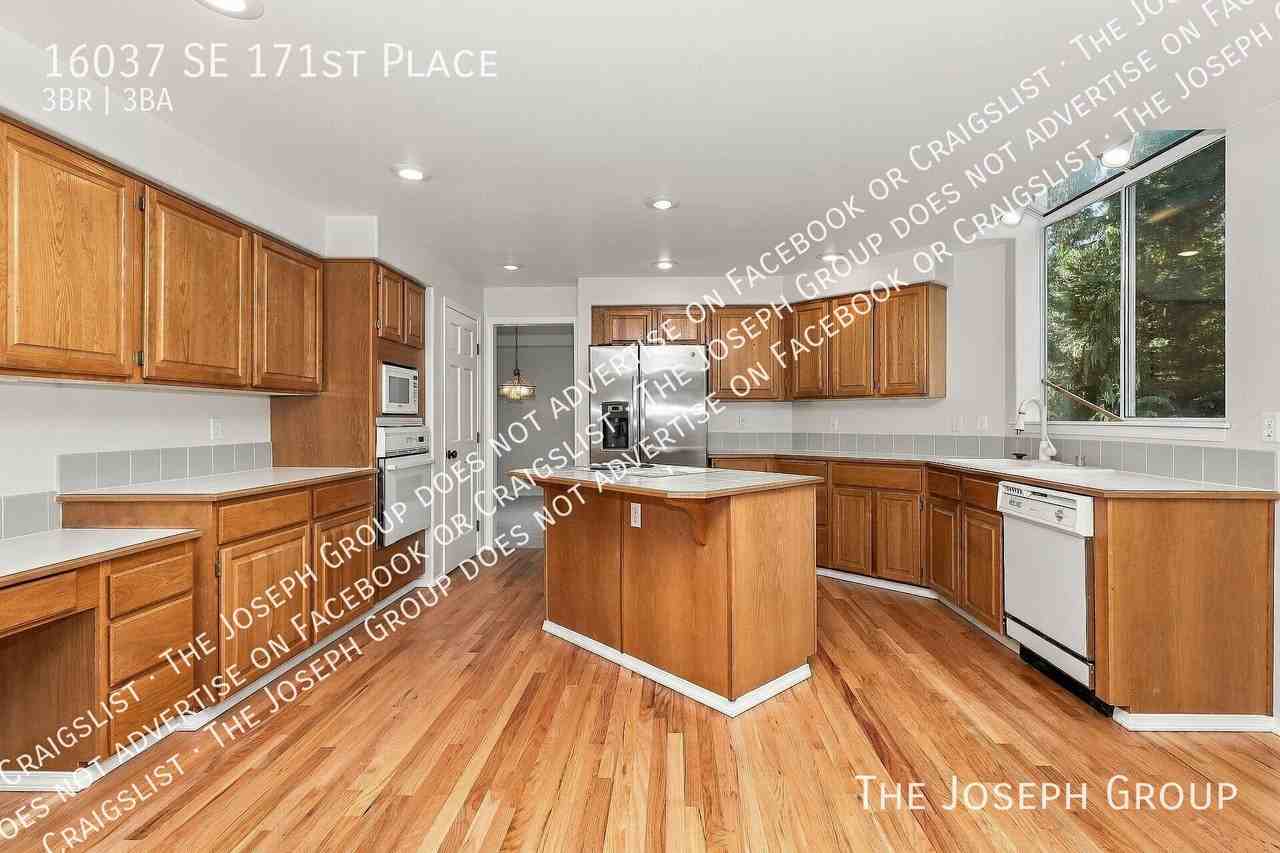 16037 Se 171st Pl - Photo 4 of 18