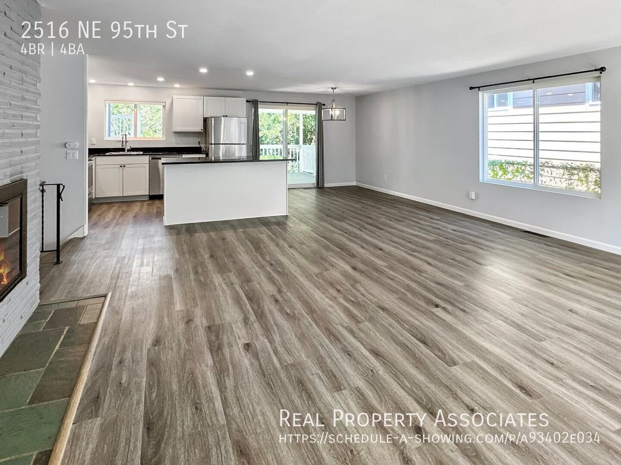 2516 Ne 95th St - Photo 4 of 38