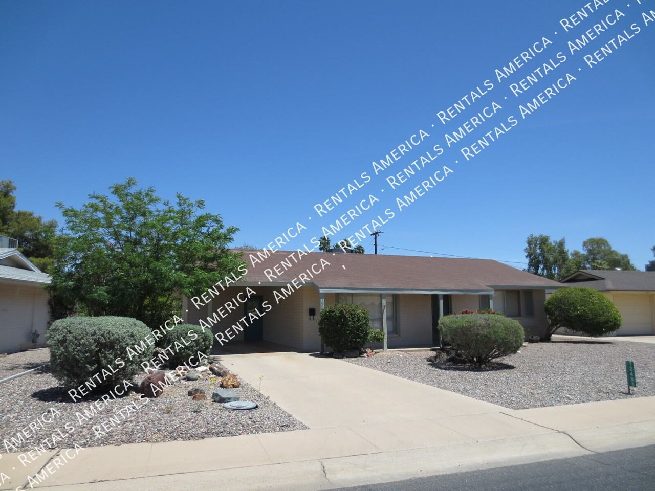 12483 N Augusta Dr - Photo 2 of 2