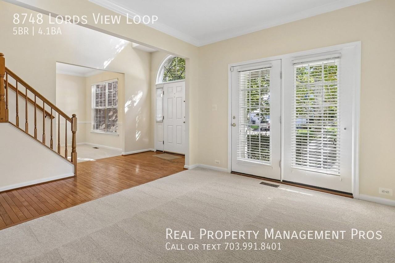 8748 Lords View Loop - Photo 5 of 48