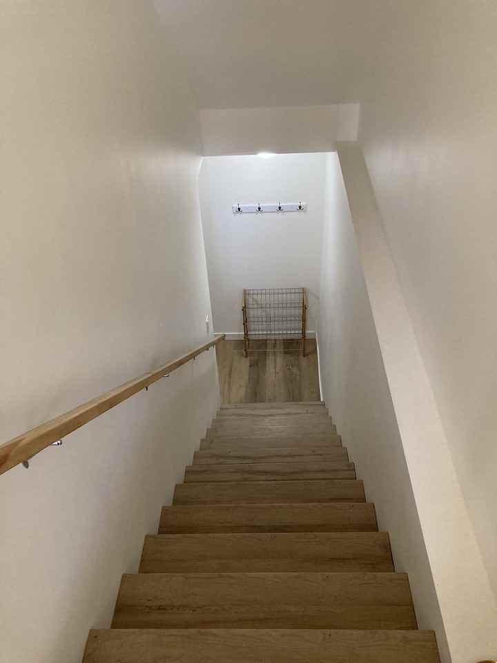 1070 New Brighton Pk Se - Photo 4 of 17