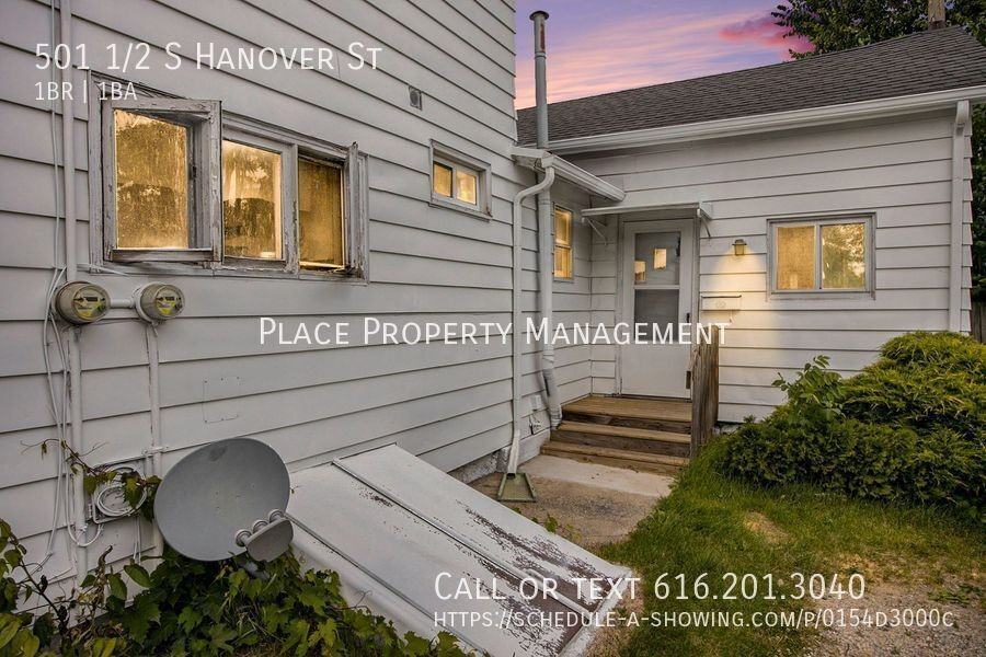 501 1/2 S Hanover St - Photo 3 of 18