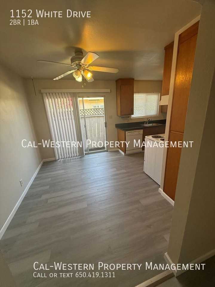 1152 White Dr - Photo 3 of 9