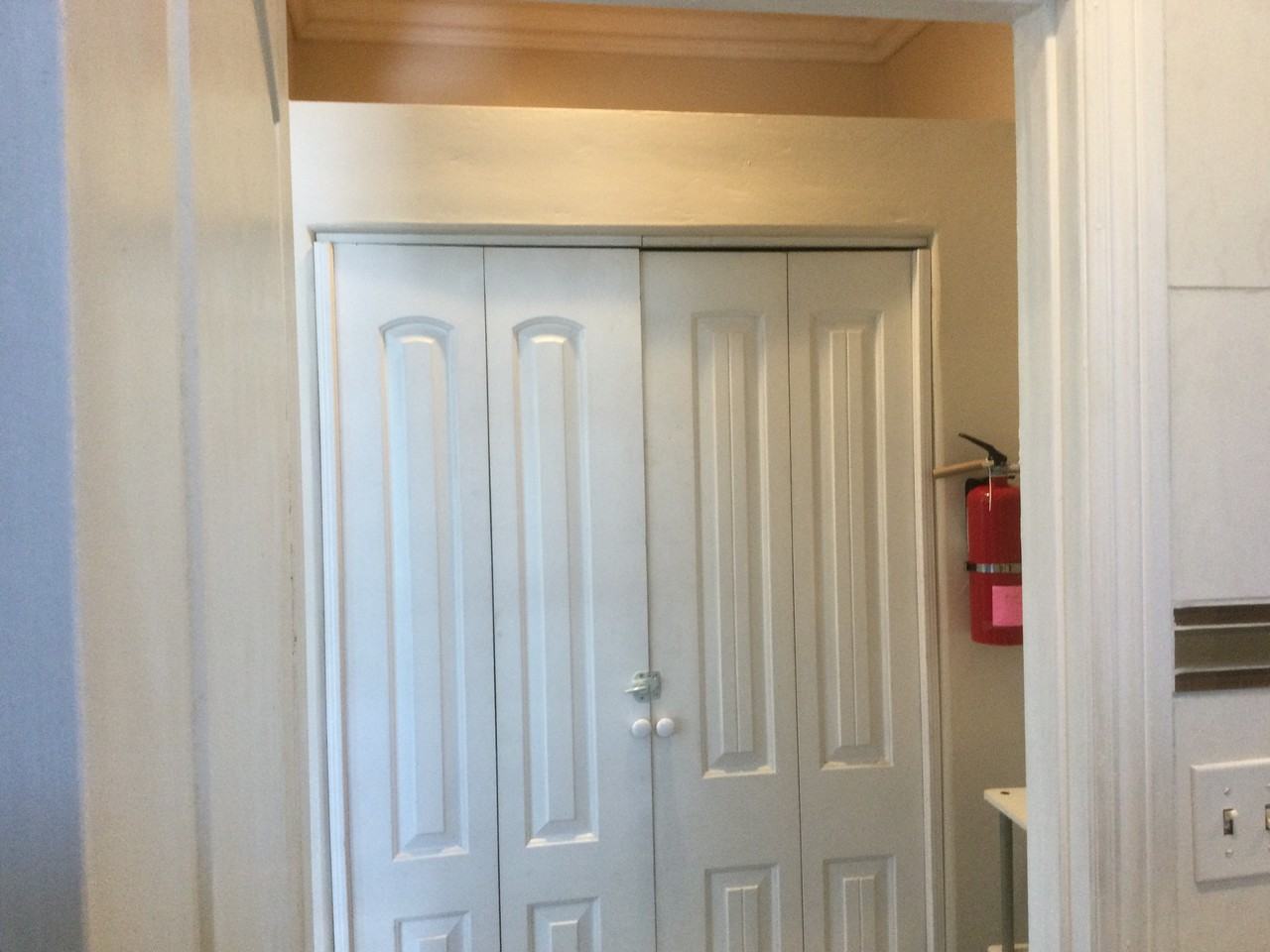 1236 E 9th St #NA - Photo 3 of 11