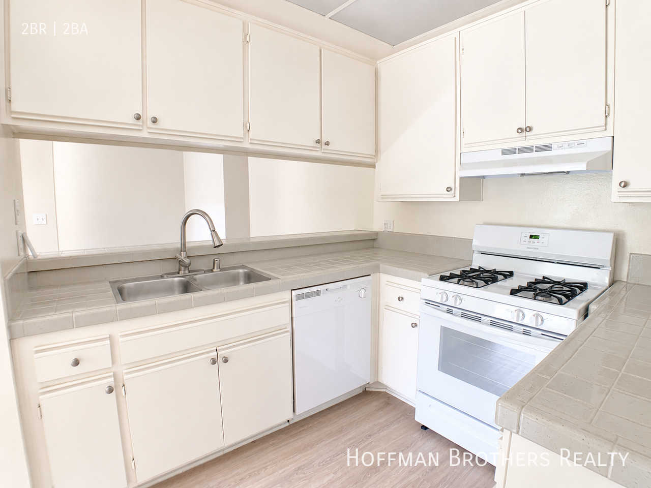 11919 Culver Blvd #101 - Photo 2 of 10