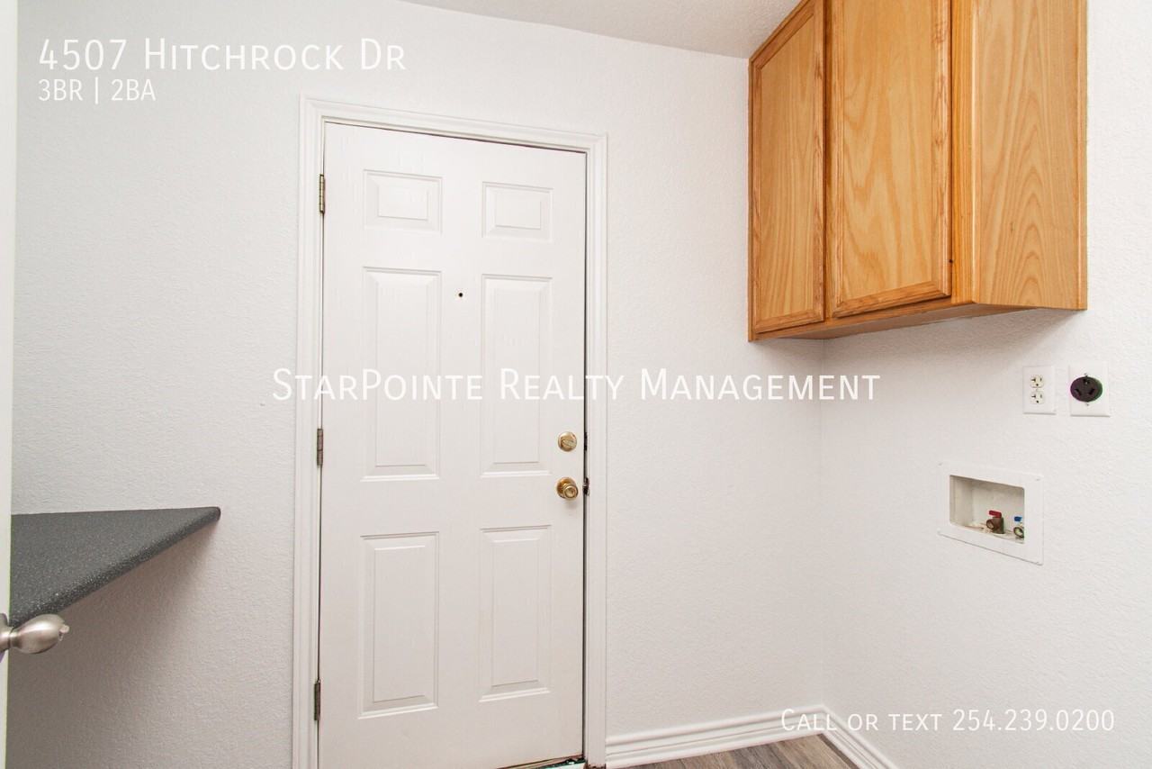 4507 Hitchrock Dr - Photo 7 of 20