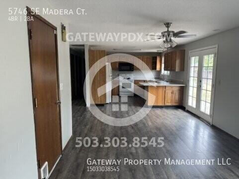5746 Se Madera Ct - Photo 7 of 29