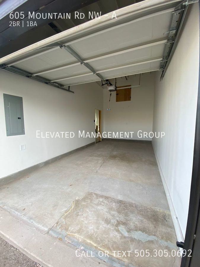 605 Mountain Rd Nw #A - Photo 2 of 21