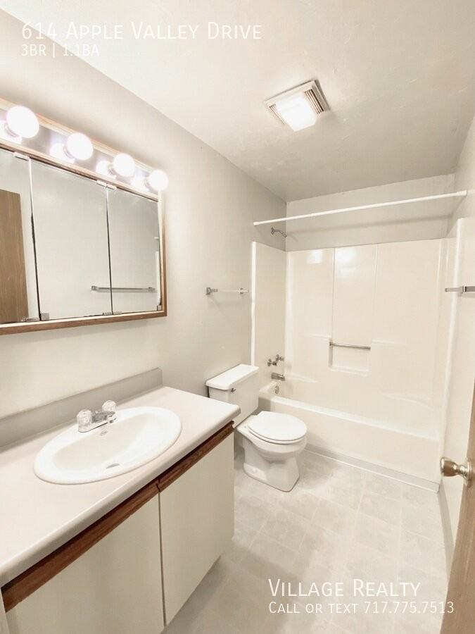 614 Apple Valley Dr - Photo 6 of 34