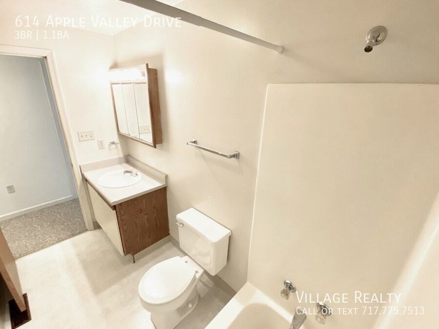 614 Apple Valley Dr - Photo 7 of 34