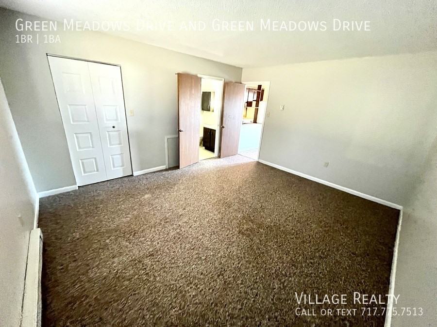 & GREEN MEADOWS DRIVE #538 - Photo 6 of 50