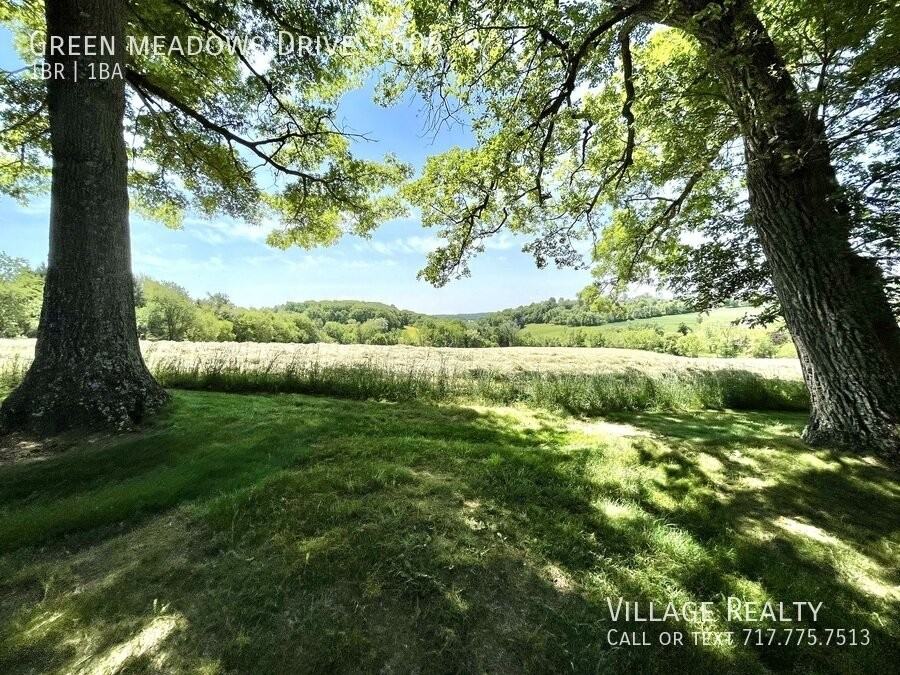 & GREEN MEADOWS DRIVE #608 - Photo 6 of 50