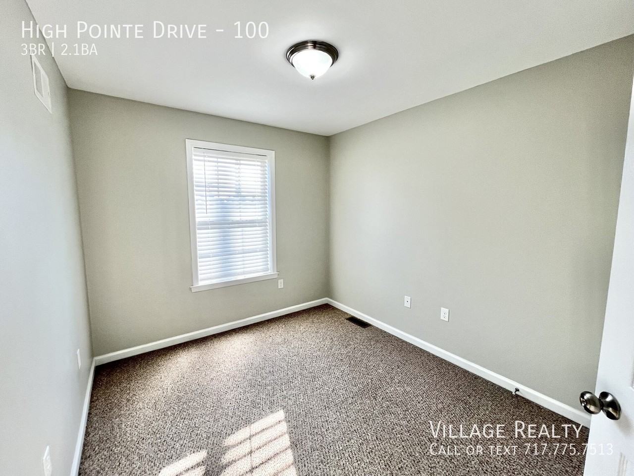 & NORTH PINE AVENUE #100 - Photo 5 of 50