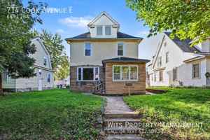 featured image of 714 Cook Ave E