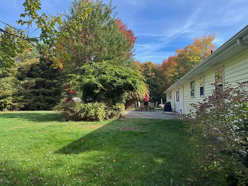 2A Maple Ave - Photo 3 of 13