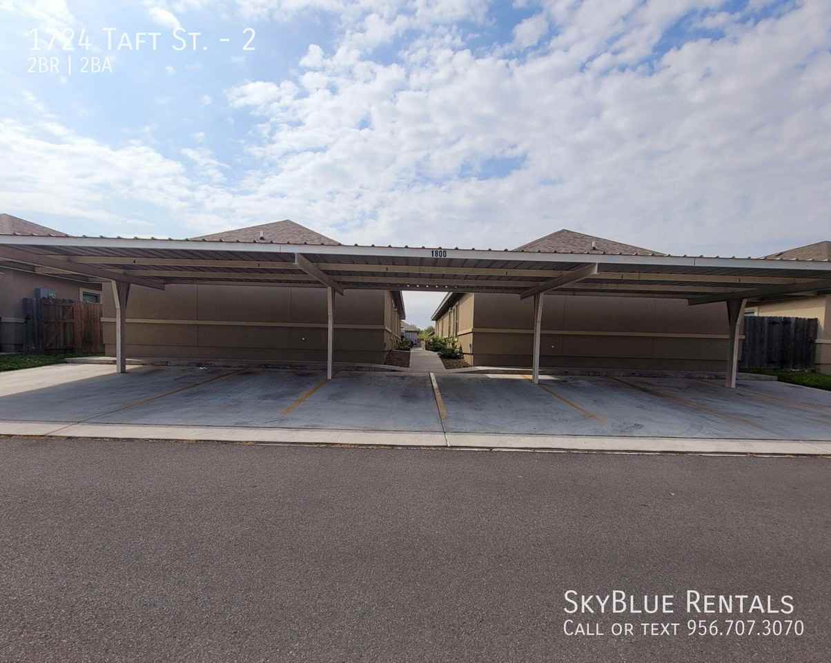 1724 W Taft St #2 - Photo 4 of 26