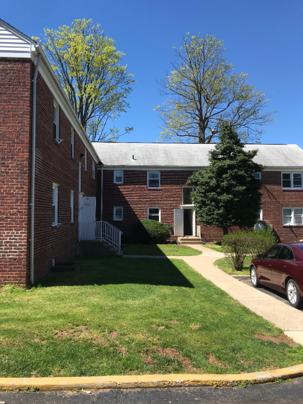 316 Magnolia St - Photo 7 of 19