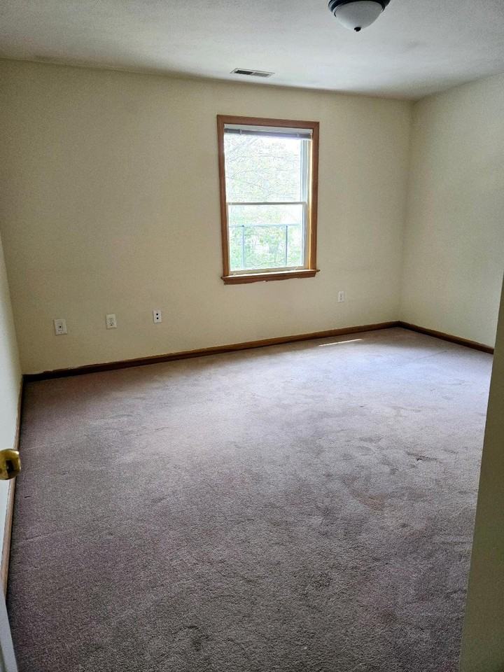 409 S Pugh St #2 - Photo 4 of 27