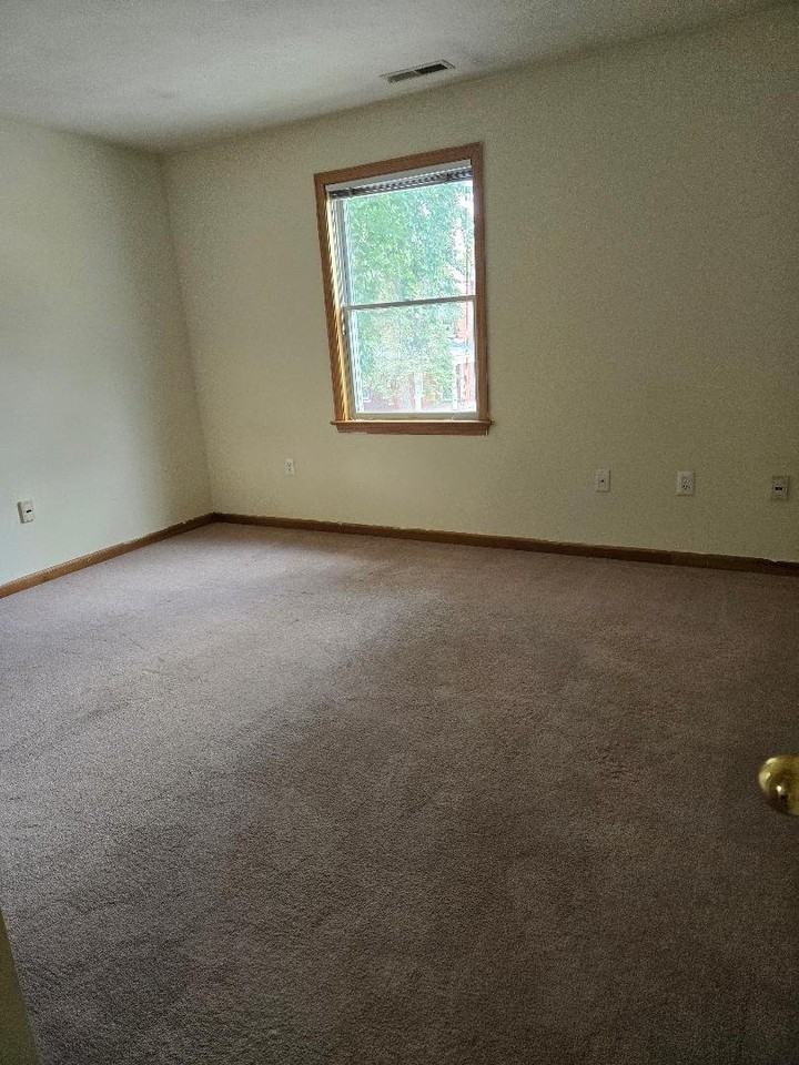 409 S Pugh St #2 - Photo 5 of 27