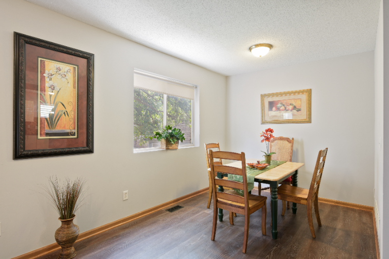 619 619 - 625 Snelling Ave. North - Photo 4 of 26