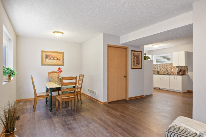 619 619 - 625 Snelling Ave. North - Photo 7 of 26