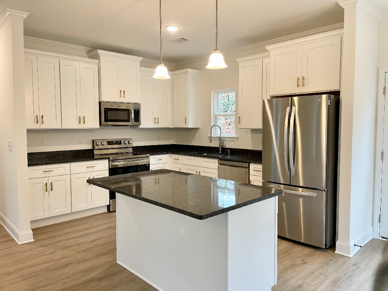 5245 Virginia Ave - Photo 2 of 15