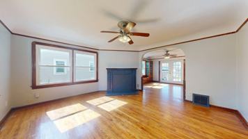 featured image of 4062 W 140th St