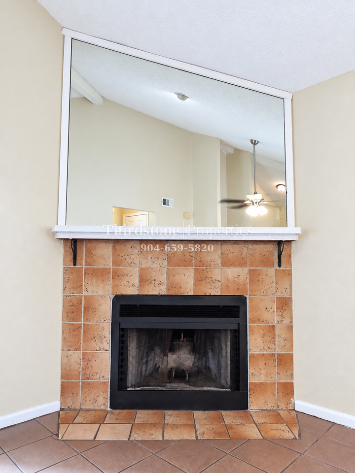 1324 Jefferson Ave #D - Photo 7 of 23