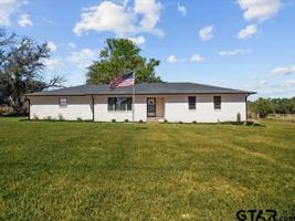 featured image of 17014 Woodcrest Cir
