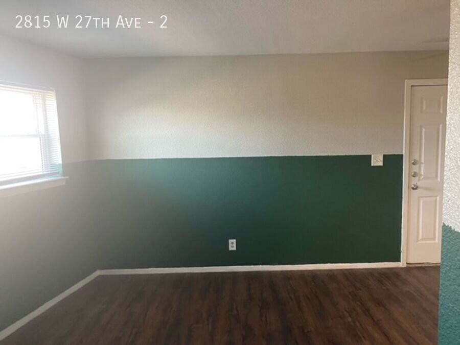 2815 Sw 27th Ave #2 - Photo 5 of 11